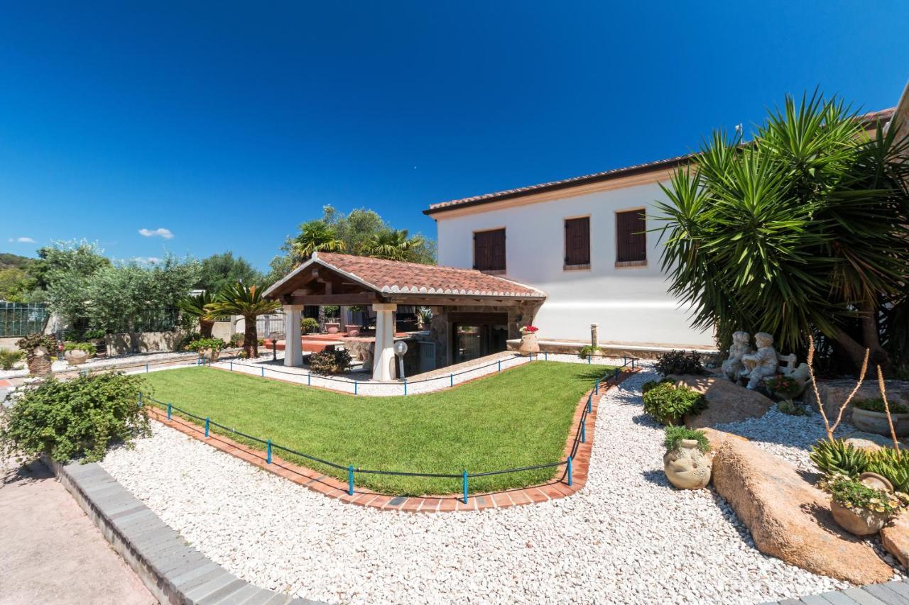 Villa Vacanze A à Orosei Extérieur photo