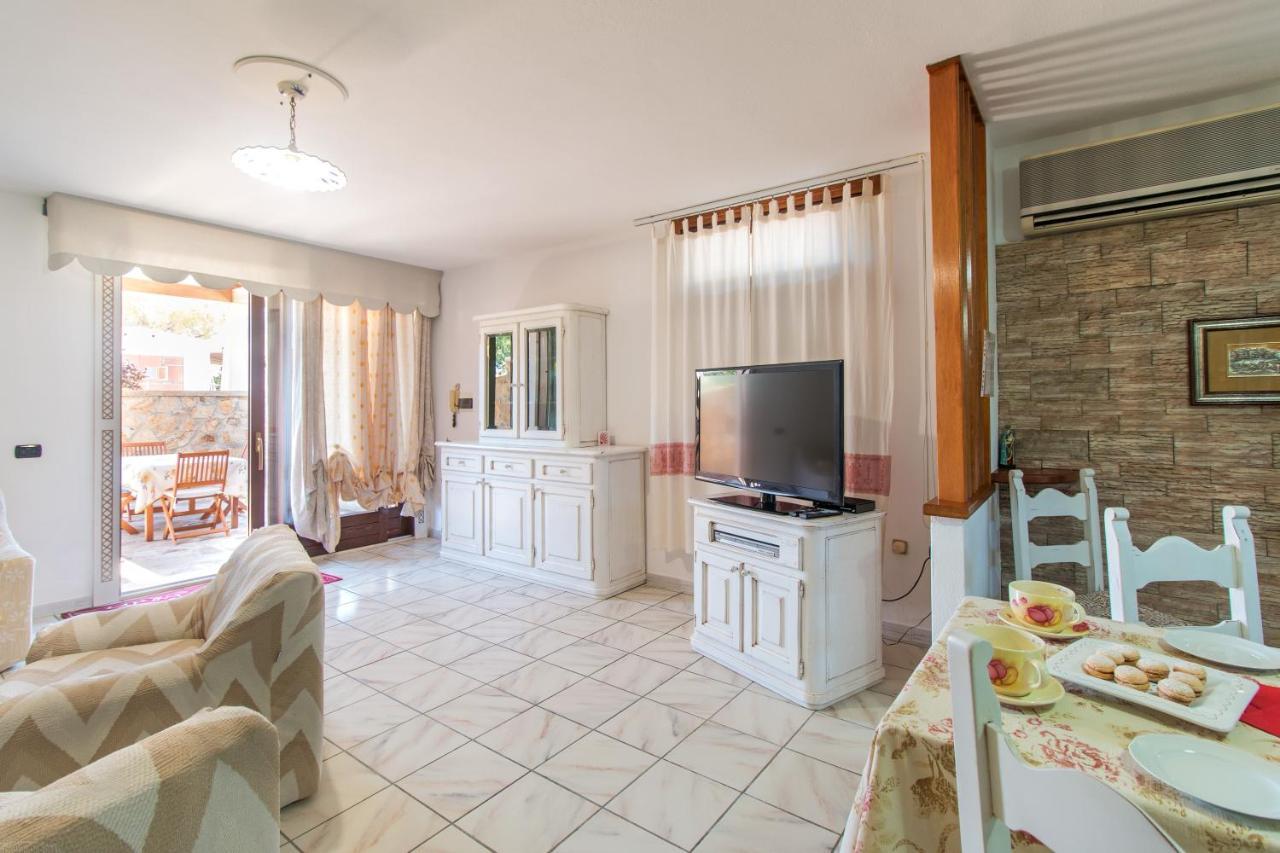 Villa Vacanze A à Orosei Extérieur photo